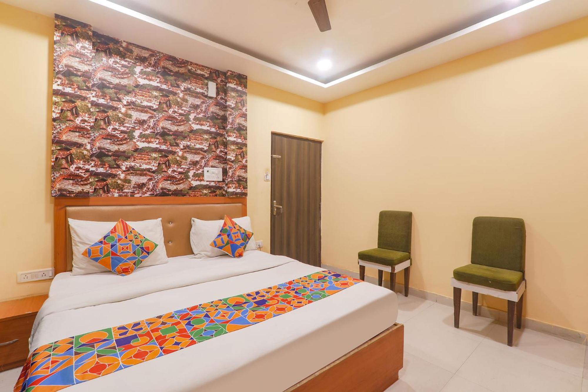 Fabhotel Swarn Banquet Kakarmatha ภายนอก รูปภาพ