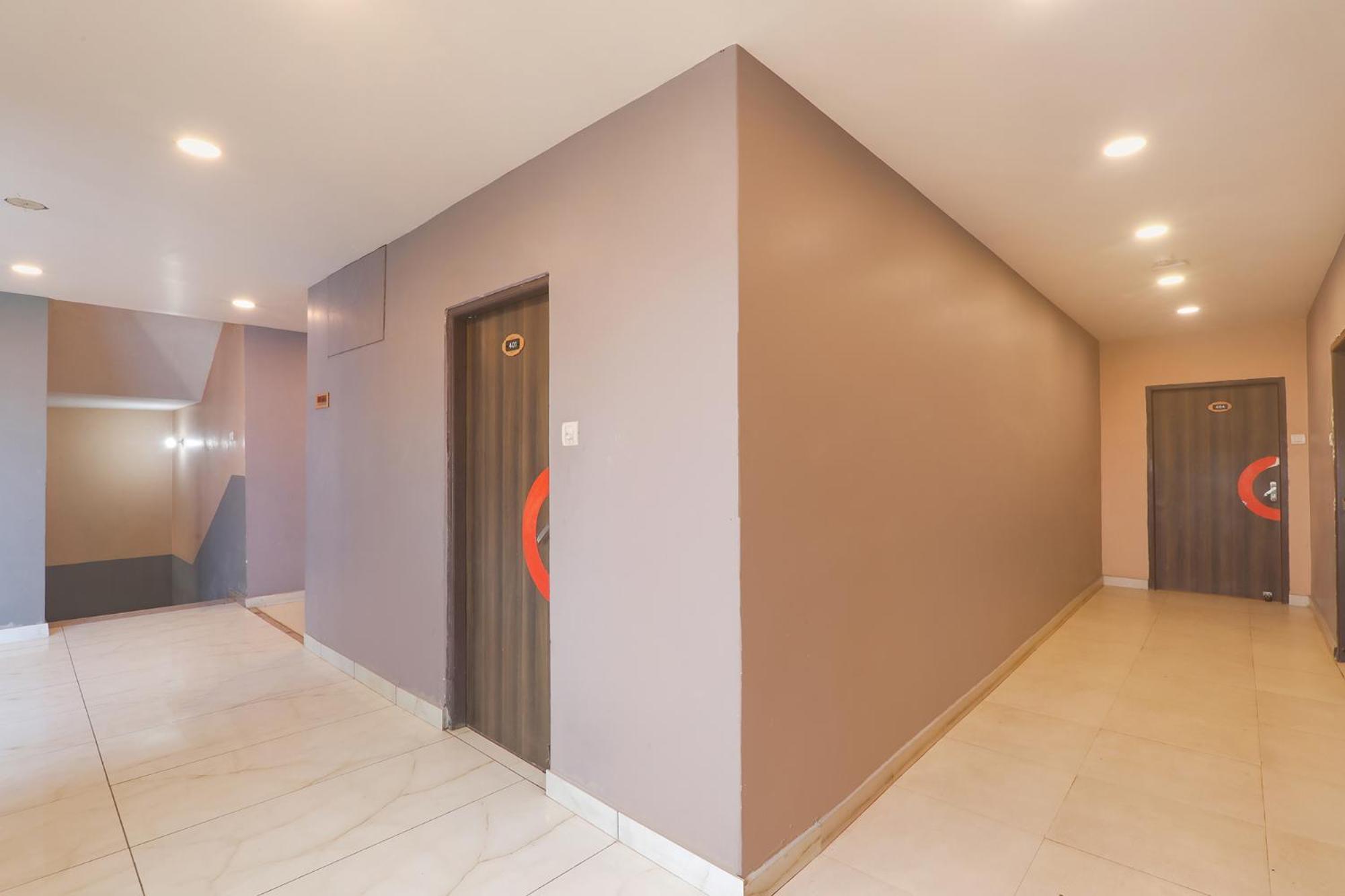 Fabhotel Swarn Banquet Kakarmatha ภายนอก รูปภาพ