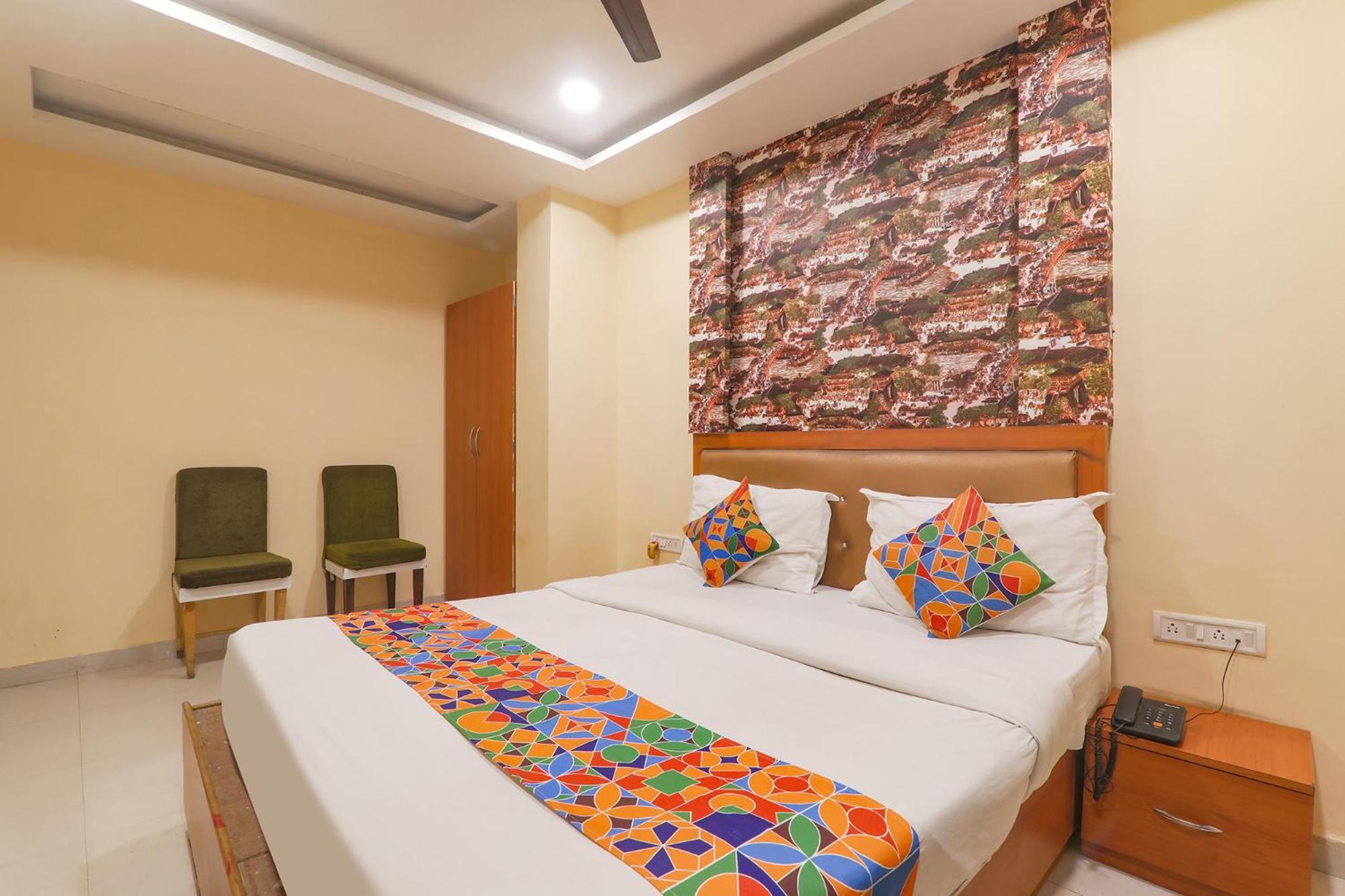 Fabhotel Swarn Banquet Kakarmatha ภายนอก รูปภาพ