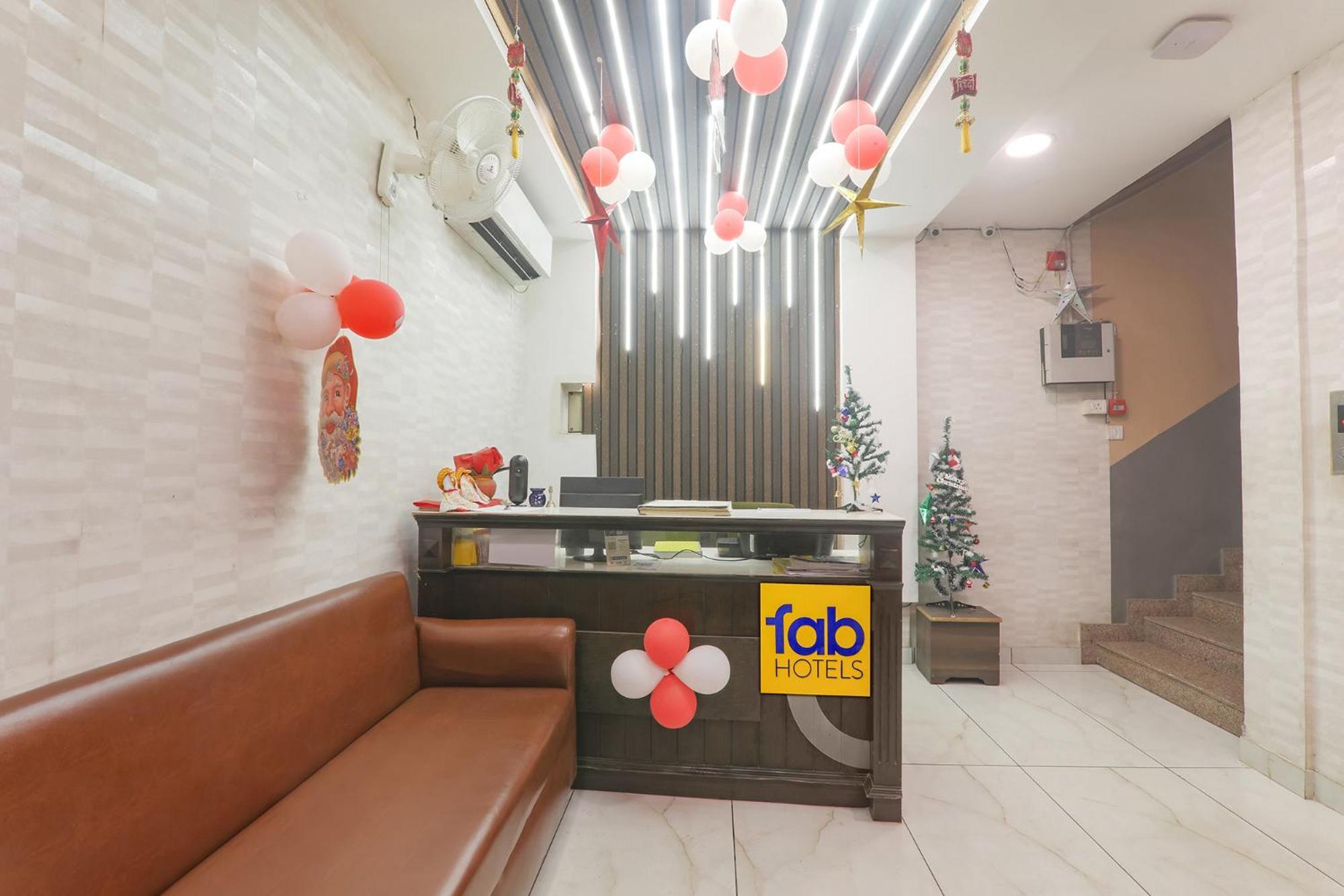 Fabhotel Swarn Banquet Kakarmatha ภายนอก รูปภาพ