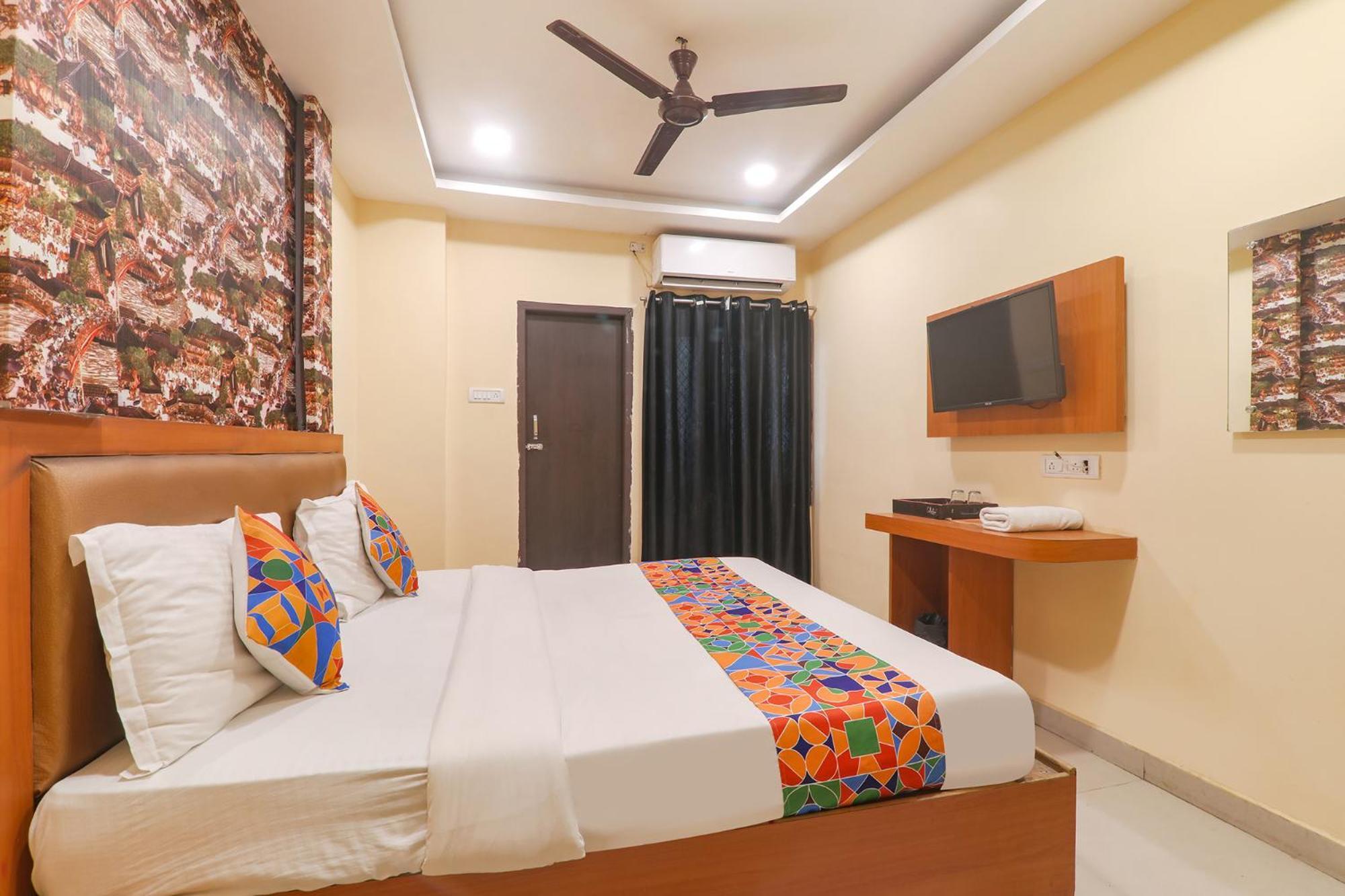 Fabhotel Swarn Banquet Kakarmatha ภายนอก รูปภาพ