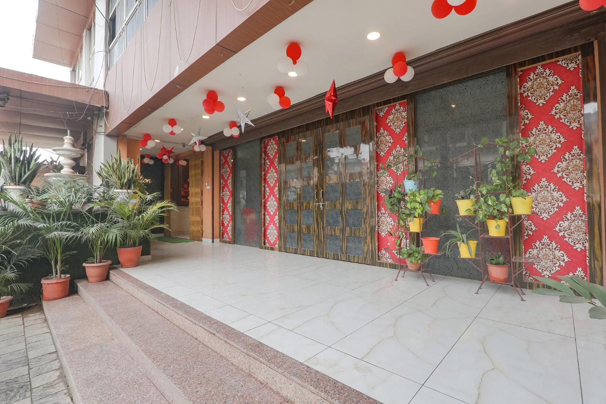 Fabhotel Swarn Banquet Kakarmatha ภายนอก รูปภาพ